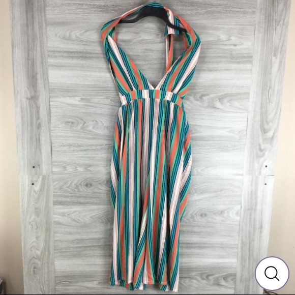 Know One Cares Striped Halter Cropped Jumpsuit Size Large - Picture 3 of 6